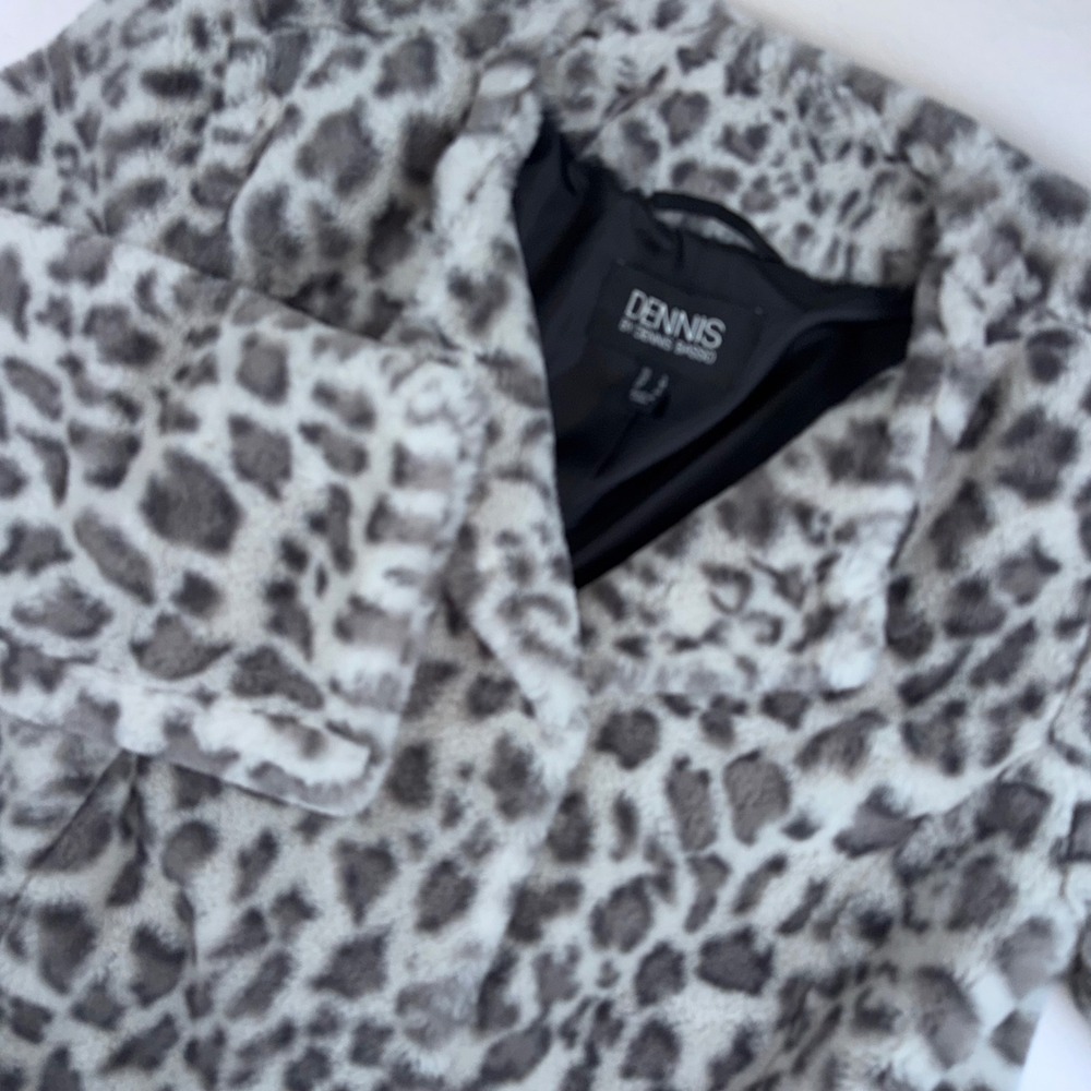 Dennis by Dennis Basso Faux Fur Coat Women Small Grey Leopard Animal Print Glam